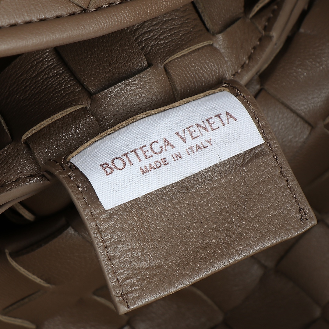 Bottega Veneta Hobo Bags